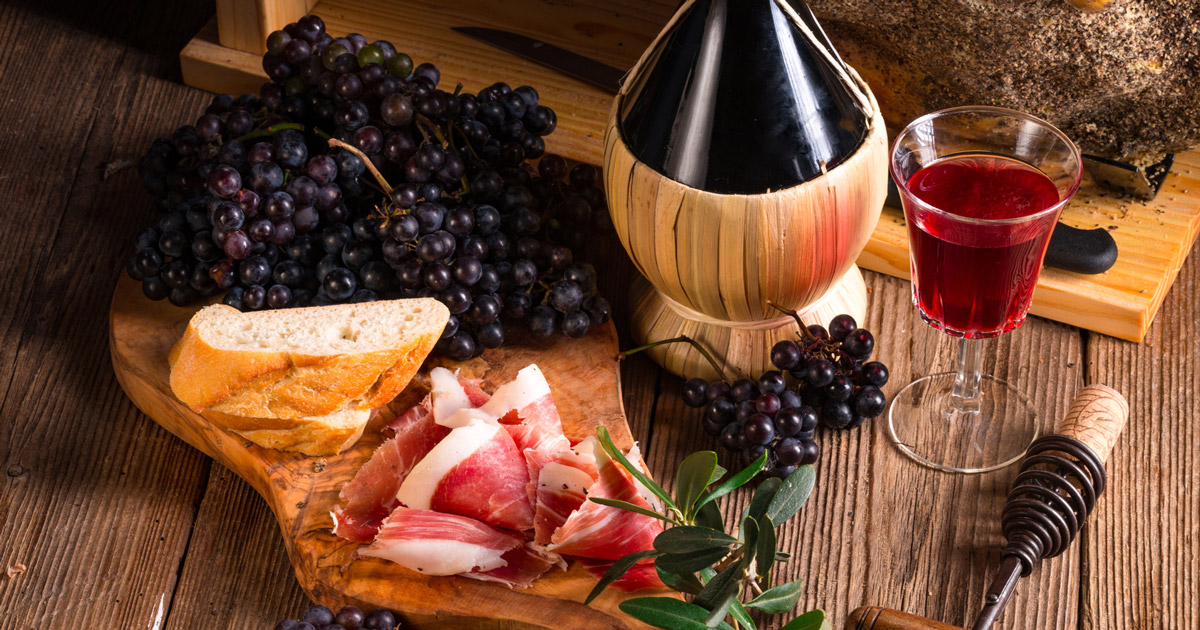 Wine Tour in Tuscany With Degustation and Aperitivo
