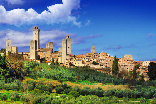 San Gimignano and Siena tour from Pisa
